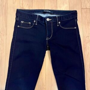 Express Stretch+ Low Rise Legging Jean - Size 4L in Dark Wash - NWOT